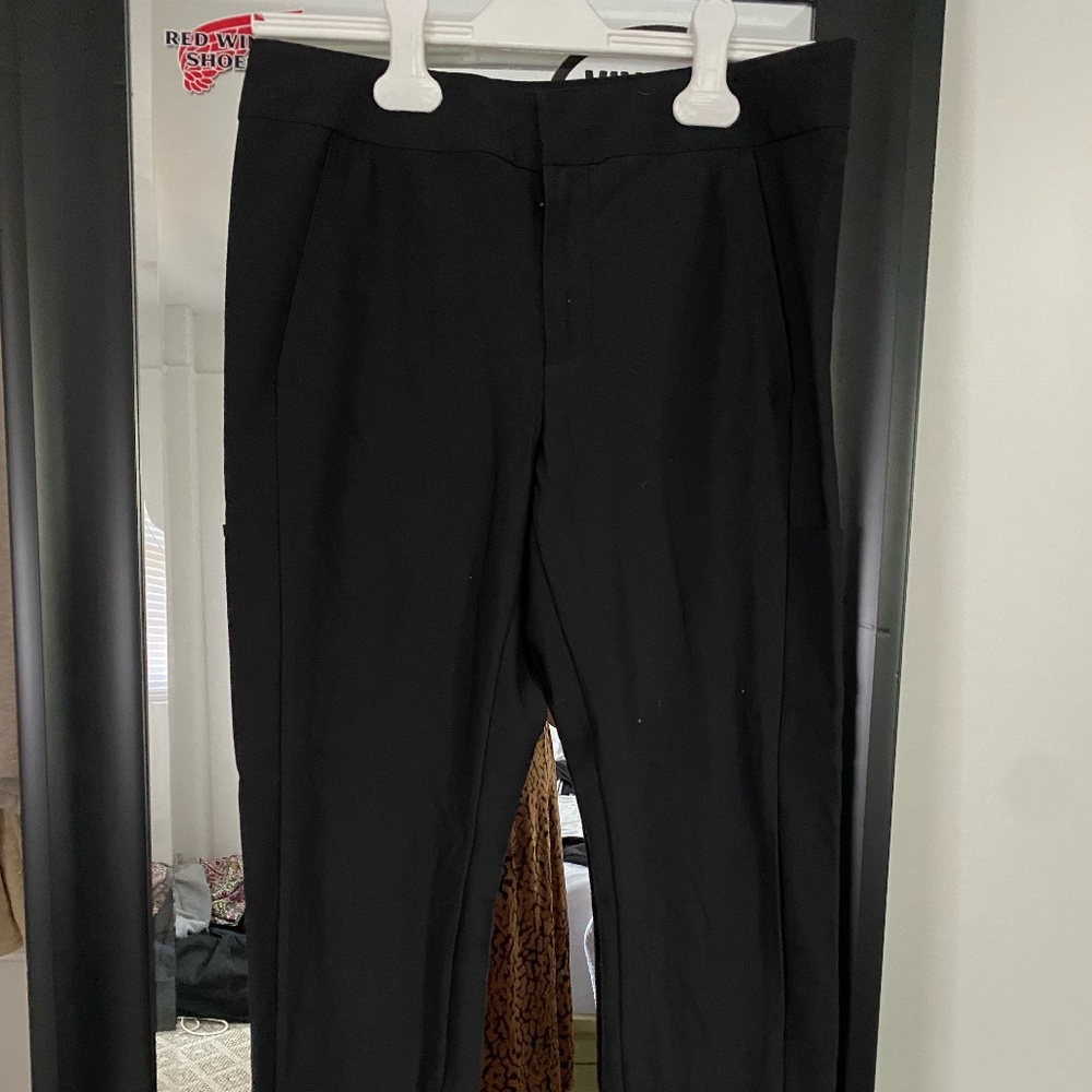Cropped Athleta Pants